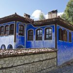 Производство и строительство домов из клееного бруса